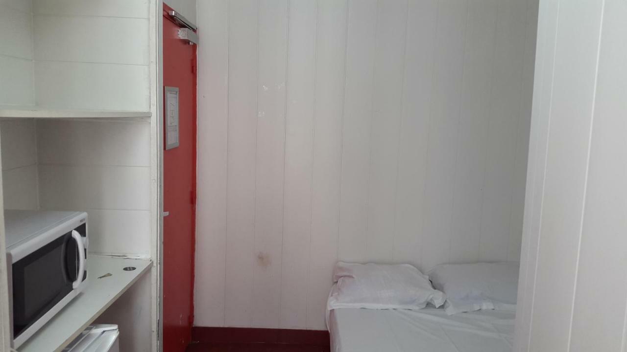 Hotel Cyrano Voltaire Paris Luaran gambar