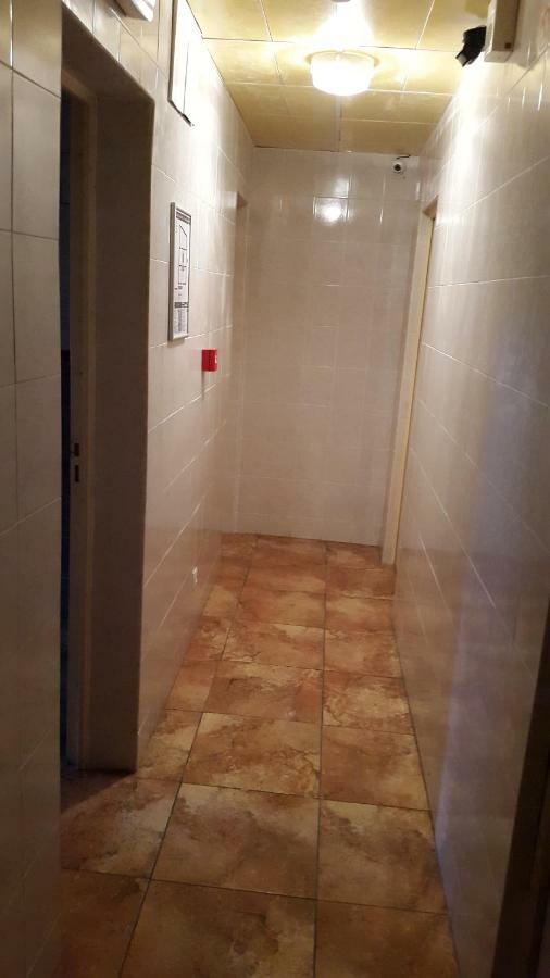 Hotel Cyrano Voltaire Paris Luaran gambar