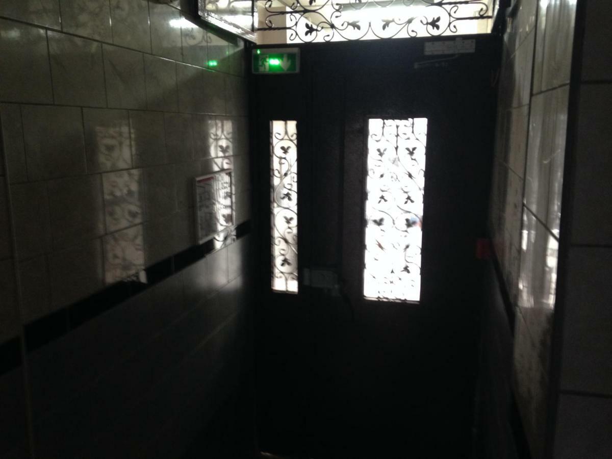 Hotel Cyrano Voltaire Paris Luaran gambar